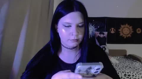 Snapshot of iintimate_flesh chatting on July 1, 5:23 pm Vella online show from July 1, 5:23 pm