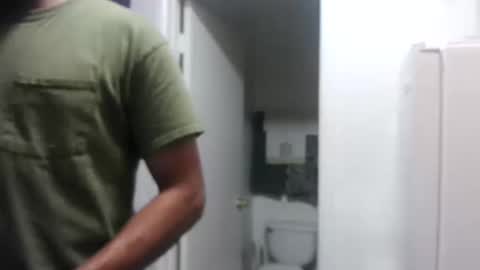 Snapshot of ikebbcdaddy chatting on December 3, 1:41 am IkebbcDaddy online show from December 3, 1:41 am