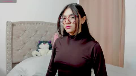 Maria online show from February 21, 5:42 pm