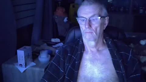 Snapshot of ikwiljeneuken123 chatting on February 21, 4:24 am ikwiljeneuken123 online show from February 21, 4:24 am