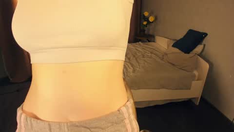 Ilana online show from May 25, 7:42 pm