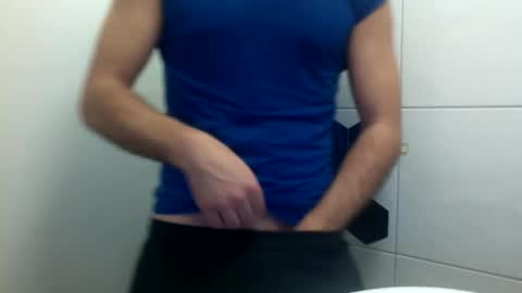 ilcaponero online show from March 12, 10:16 pm