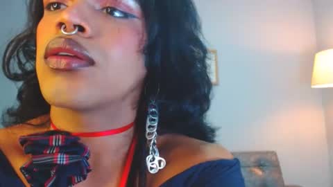 Snapshot of ile_matamba chatting on October 3, 2:58 pm ile_matamba online show from October 3, 2:58 pm