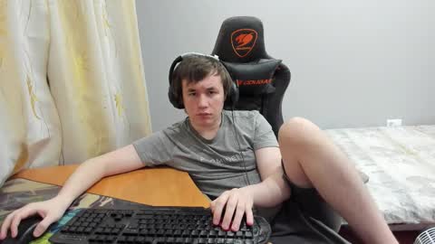 iliaskris online show from February 14, 2:03 pm