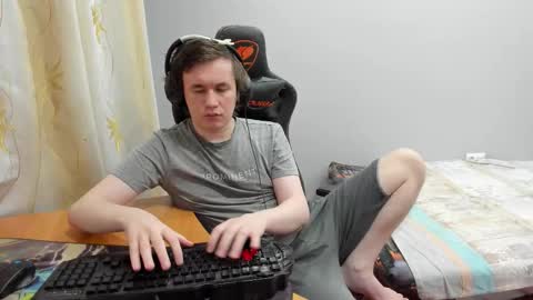 iliaskris online show from March 3, 10:48 pm