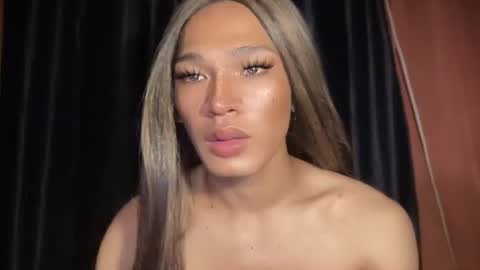 Snapshot of ill_moan_foryouxx chatting on February 8, 1:09 am QUEEN KATH online show from February 8, 1:09 am