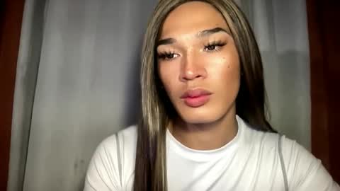 Snapshot of ill_moan_foryouxx chatting on February 12, 3:45 am QUEEN KATH online show from February 12, 3:45 am