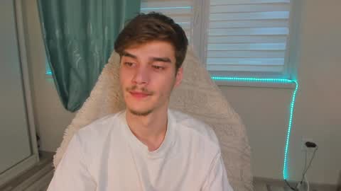 Snapshot of illusions888 chatting on January 27, 1:09 pm D-Illusion online show from January 27, 1:09 pm