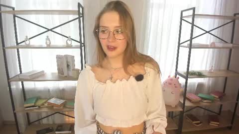 Ilona online show from June 16, 7:11 am