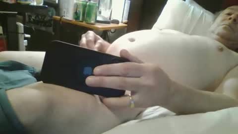 Snapshot of ilovetoshowoffagain chatting on April 1, 9:45 pm ilovetoshowoffagain online show from April 1, 9:45 pm