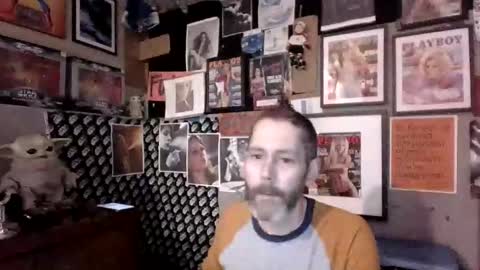 ilovewomensmokers0935 online show from February 6, 7:06 pm