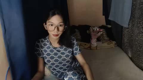 Snapshot of iloveyou28xx chatting on May 30, 7:55 pm CALL ME JEN YOUR SWEET GIRL 3 online show from May 30, 7:55 pm