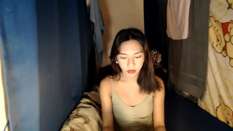 Snapshot of iloveyou28xx chatting on July 6, 6:21 pm CALL ME JEN YOUR SWEET GIRL 3 online show from July 6, 6:21 pm