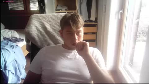 iloveyoutoo2000 online show from October 7, 11:07 am