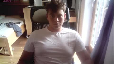 iloveyoutoo2000 online show from October 24, 12:45 pm