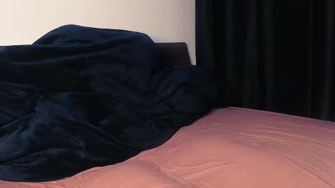 Snapshot of ilsagold chatting on February 12, 12:27 am Excalibur online show from February 12, 12:27 am