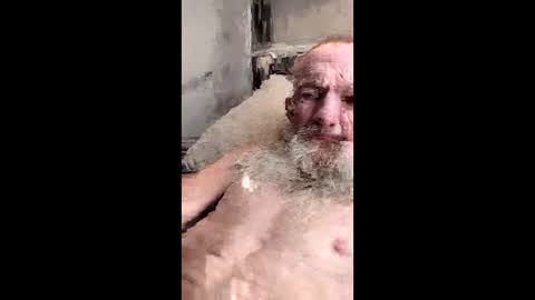 iluvnaughtypartygirls online show from April 12, 11:04 am