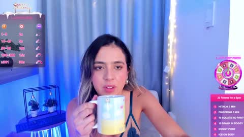 Snapshot of im_antonia chatting on January 2, 6:56 pm LUCY online show from January 2, 6:56 pm