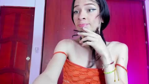 Snapshot of im_brittany_333 chatting on April 26, 5:49 am im_brittany_333 online show from April 26, 5:49 am