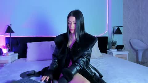 im_cassidie online show from June 1, 12:40 pm