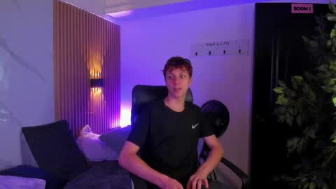 daren online show from April 6, 1:03 am