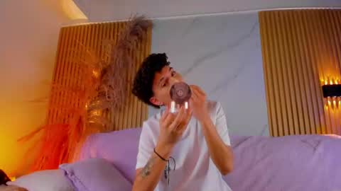 Snapshot of im_ethan chatting on July 24, 11:30 am ETHAN online show from July 24, 11:30 am