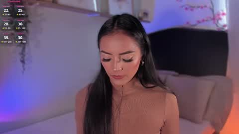 Isa online show from September 27, 7:30 pm