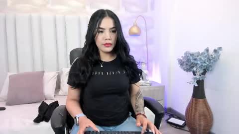 Snapshot of im_lunaaa chatting on May 19, 8:48 pm LUNA online show from May 19, 8:48 pm