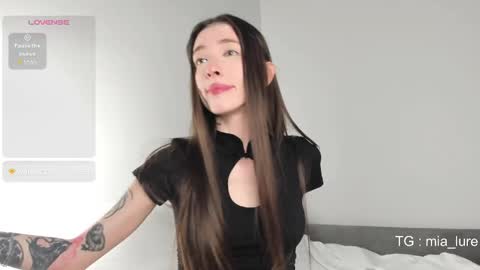 Snapshot of im_lure chatting on May 24, 10:04 pm Im Lure online show from May 24, 10:04 pm