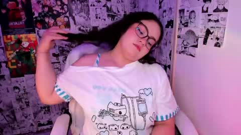 mei mei uwu online show from May 3, 1:33 am