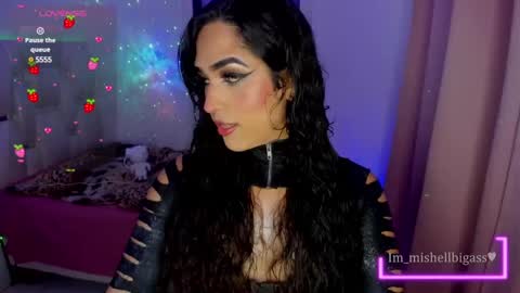Mishell Martinez    INSTAGRAM im mishellbigass online show from December 23, 6:00 am