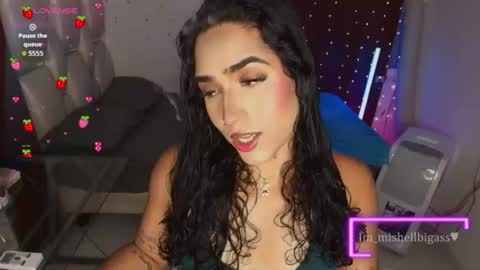 Snapshot of im_miabigass chatting on July 11, 5:10 am Mishell Martinez INSTAGRAM im mishellbigass online show from July 11, 5:10 am