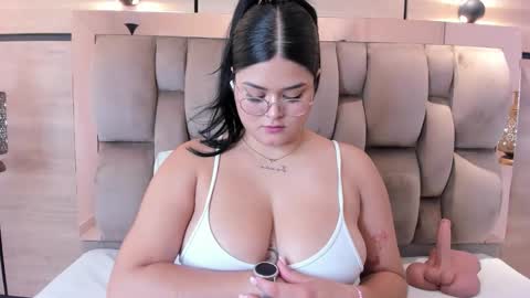 im mou  online show from February 21, 12:50 pm