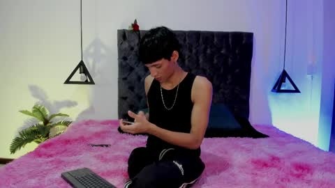 RALF online show from May 8, 4:07 am