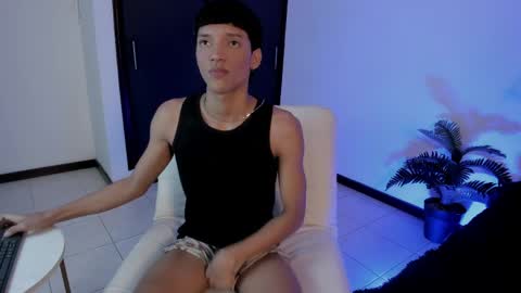 RALF online show from May 15, 4:08 am