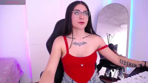 Snapshot of im_rosse_ chatting on March 13, 7:20 pm Jade Rosse online show from March 13, 7:20 pm