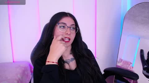 Snapshot of im_rosse_ chatting on March 31, 7:58 pm Jade Rosse online show from March 31, 7:58 pm