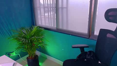 Tavo online show from February 16, 6:04 pm