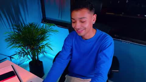 Tavo online show from February 26, 12:20 am