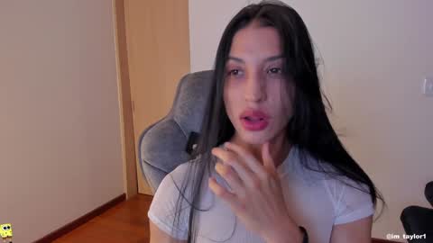 TAYLOR  online show from December 17, 12:23 am