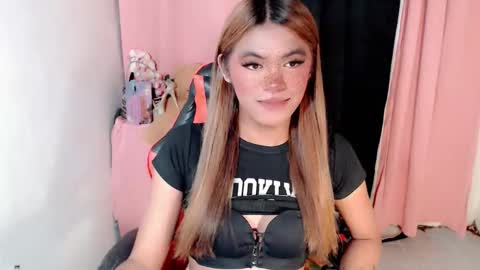 im_yourfairyannaxx online show from February 23, 5:21 pm