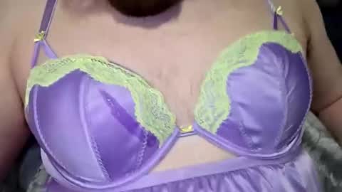 Snapshot of imabigolperv chatting on February 24, 2:53 am imabigolperv online show from February 24, 2:53 am