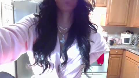 Snapshot of iman_love chatting on February 5, 3:13 am iman_love online show from February 5, 3:13 am