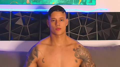 Snapshot of imconor chatting on March 11, 9:26 pm imconor online show from March 11, 9:26 pm