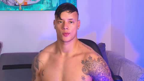 Snapshot of imconor chatting on October 2, 10:39 pm imconor online show from October 2, 10:39 pm