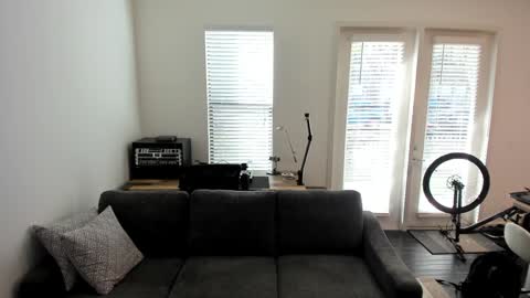 Snapshot of imdjazra chatting on December 14, 3:47 pm DJ Azra online show from December 14, 3:47 pm