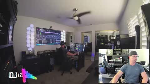 DJ Azra online show from February 3, 11:54 pm