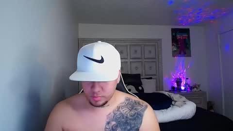 Snapshot of imjosue chatting on January 11, 10:59 pm imjosue online show from January 11, 10:59 pm