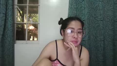 Snapshot of immaculate02 chatting on February 3, 7:24 am Immaculate02 online show from February 3, 7:24 am