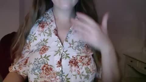 Pola online show from December 2, 9:06 pm